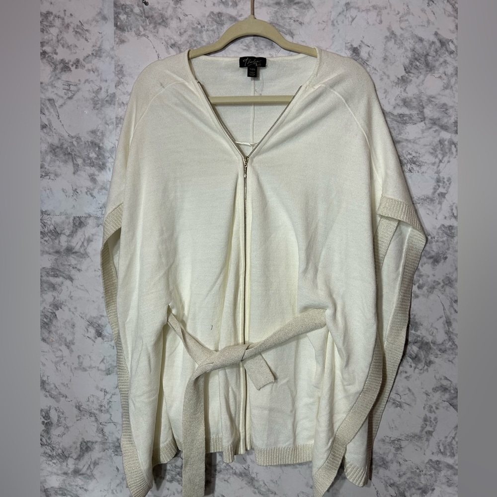 Thalia Sodi Women Ivory Metallic Thread Hem Poncho Sz M NWoT   15